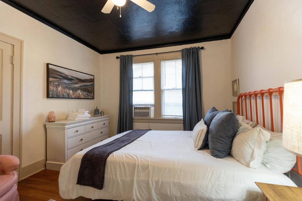 Historic Revival Midtown Memphis Duplex 64 Yes Pets Fast Wifi Free Parking Villa Eksteriør bilde