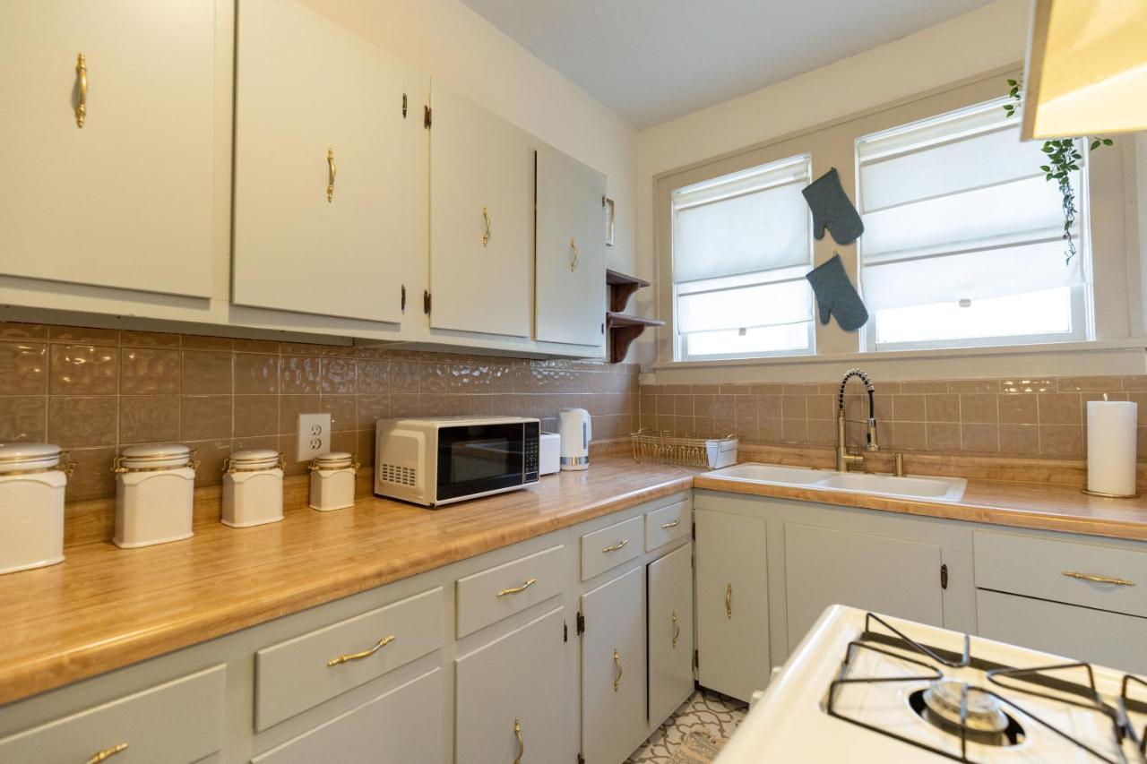 Historic Revival Midtown Memphis Duplex 64 Yes Pets Fast Wifi Free Parking Villa Eksteriør bilde
