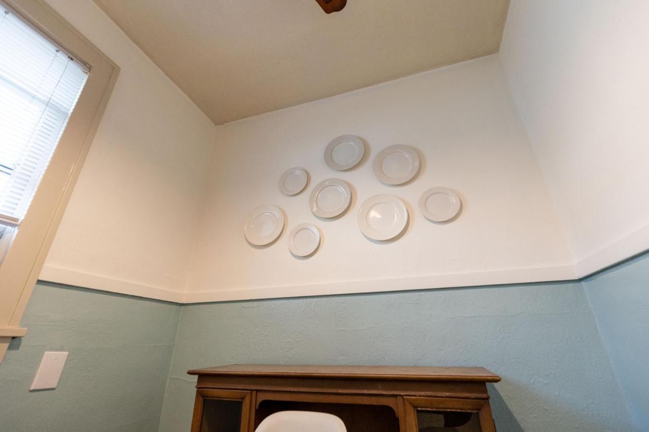 Historic Revival Midtown Memphis Duplex 64 Yes Pets Fast Wifi Free Parking Villa Eksteriør bilde